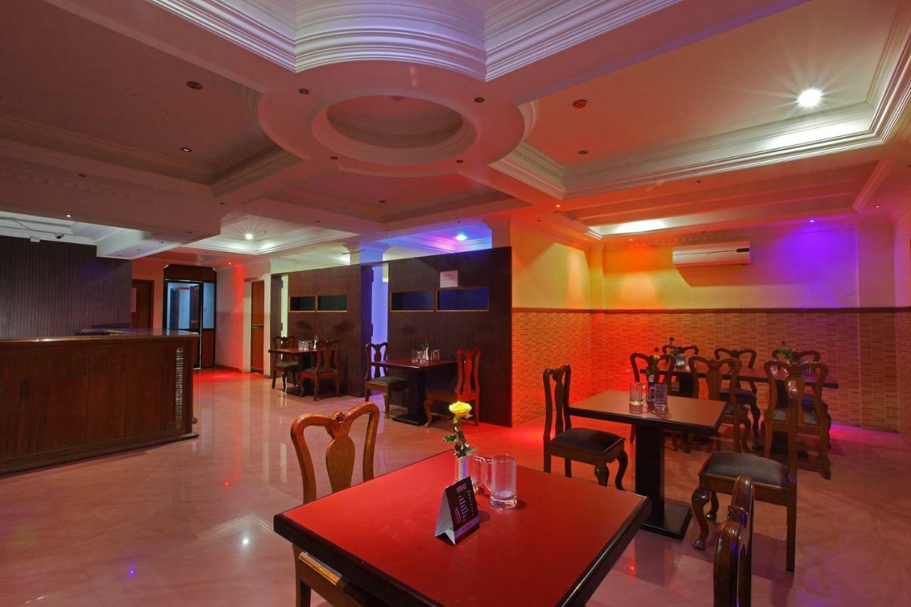 Hotel Rohini International Kallar  Exterior photo