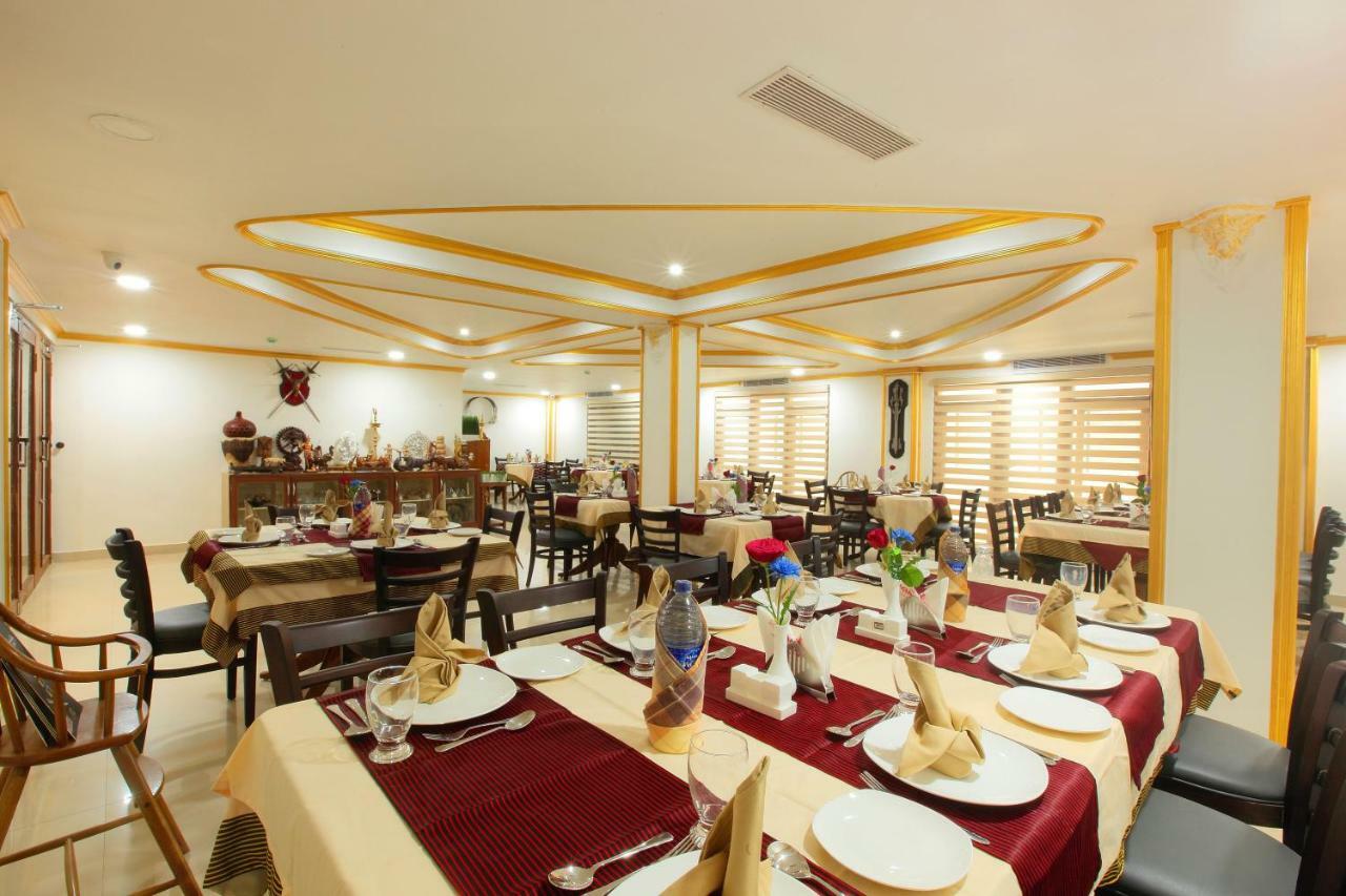 Hotel Rohini International Kallar  Exterior photo