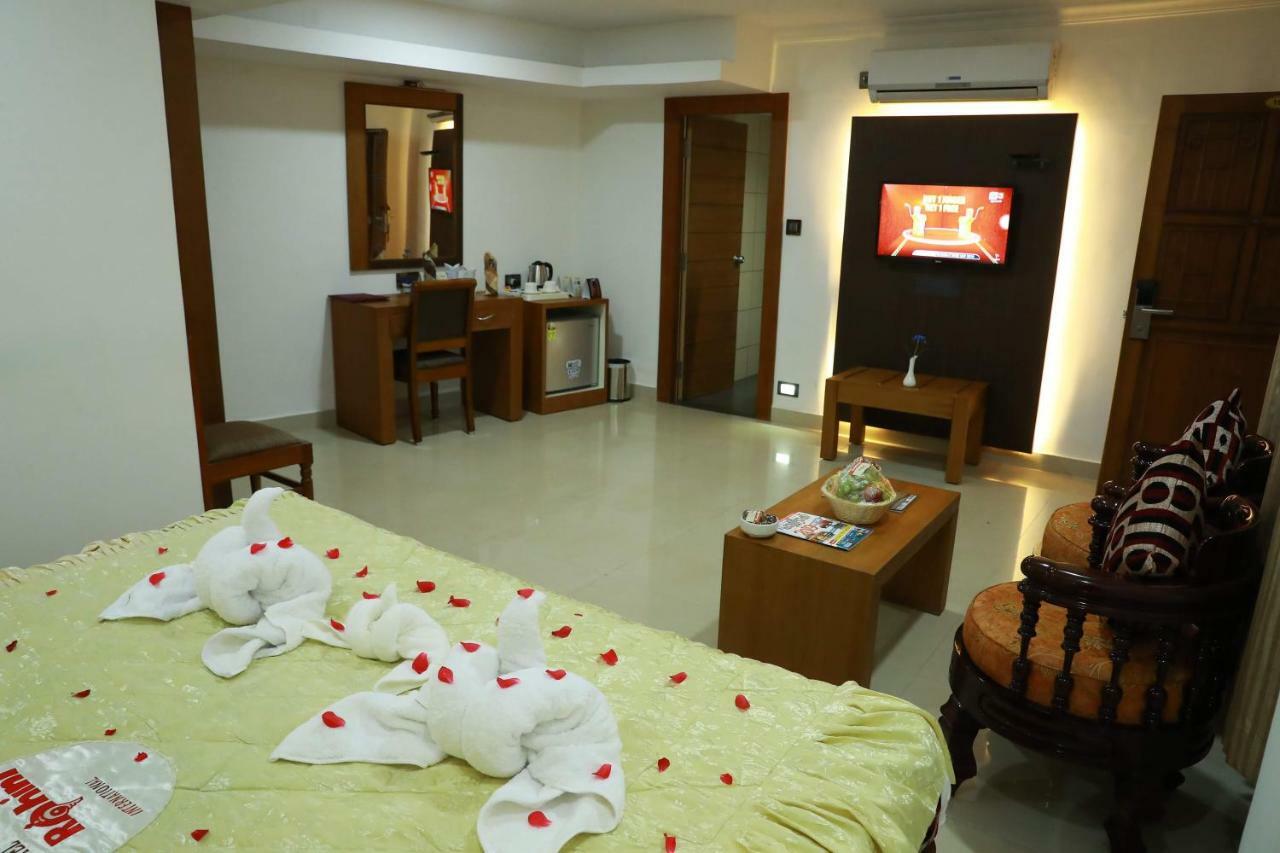 Hotel Rohini International Kallar  Exterior photo