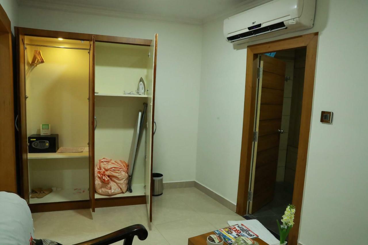 Hotel Rohini International Kallar  Exterior photo